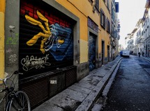 Firenze, Via Palazzolo....Turismo, AFFOLLATO per ammirare i BANDORALES