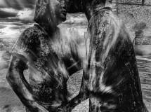 Casole d'Elsa - SI- Baci e Abbracci in Terra e nell'Etere...