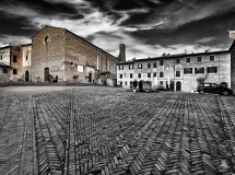 San Gimignano - SI - Piazza Sant' Agostino.....
